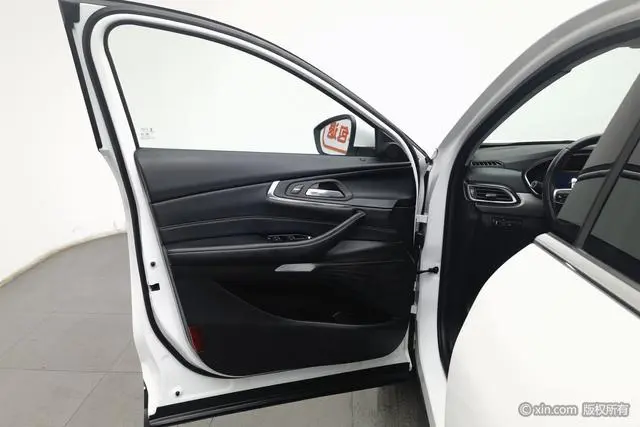 EXEED Xingtu Lingyun 1.6T two-wheel drive Diamond version