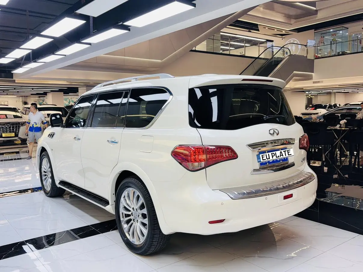 Infiniti Infiniti QX80 5.6L 4WD