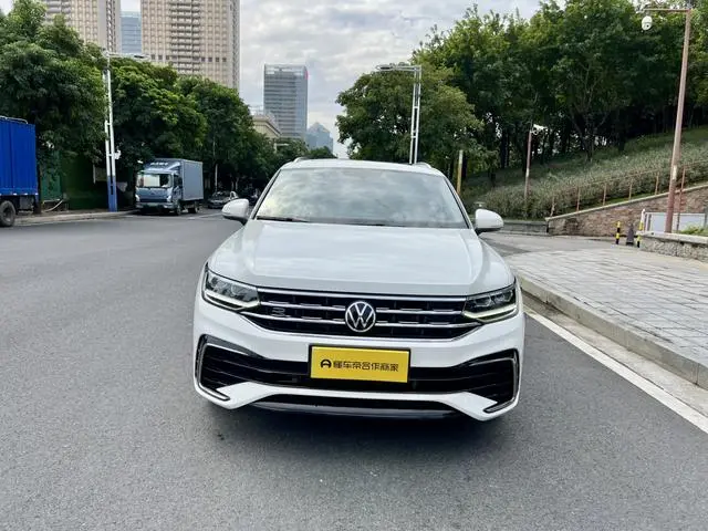 Volkswagen Tiguan X 330TSI Premium Edition