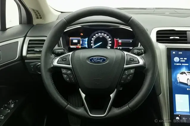 Ford Mondeo EcoBoost 200 Luxury