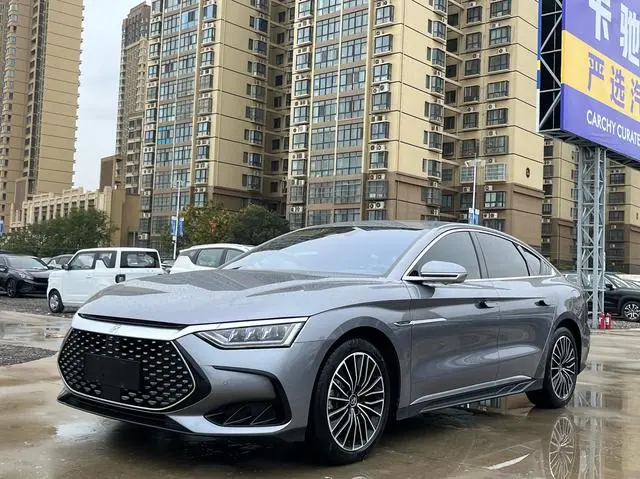 BYD Han DM DM-i Champion Edition 121KM Exclusive Type