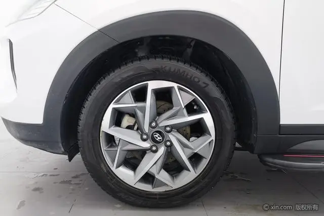 Hyundai Tucson 280TGDi dual-clutch two-wheel drive Zhilian version Country V