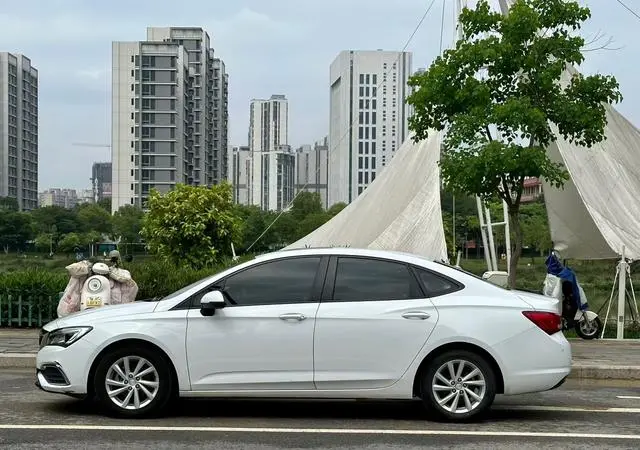 Buick Weilang Sedan 15S automatic leading type