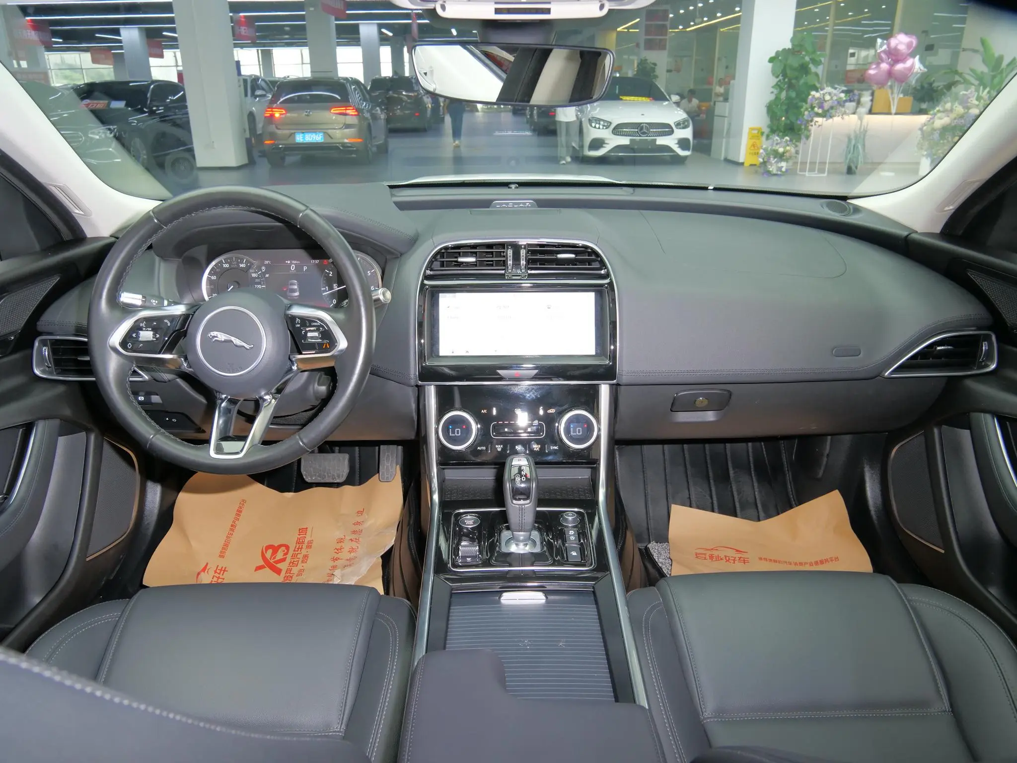 Jaguar Jaguar XEL 2.0T 200PS S Enterprising Elegant Version