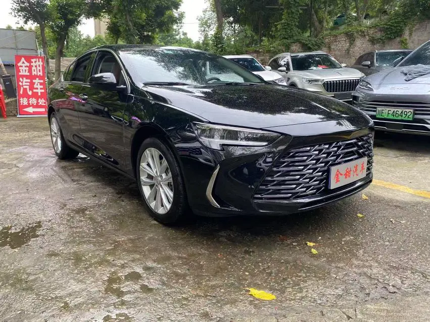 Buick Regal 28T Indulgent Edition