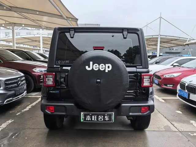 Jeep Wrangler 4xe PHEV Four-door 2.0T 4xe Sahara