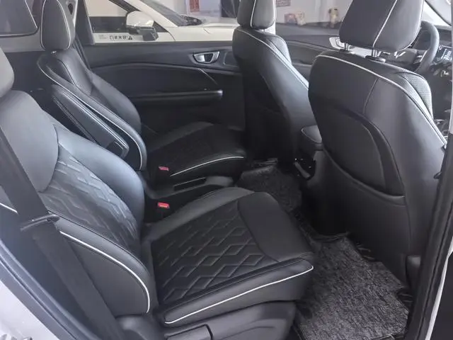 Wuling Wuling Jiachen 1.5T CVT Exclusive Flagship type