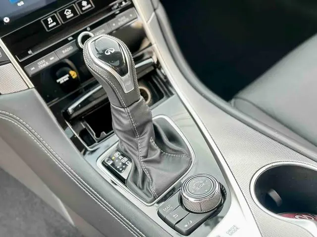 Infiniti Infiniti Q50L 2.0T 30th Anniversary Limited Edition