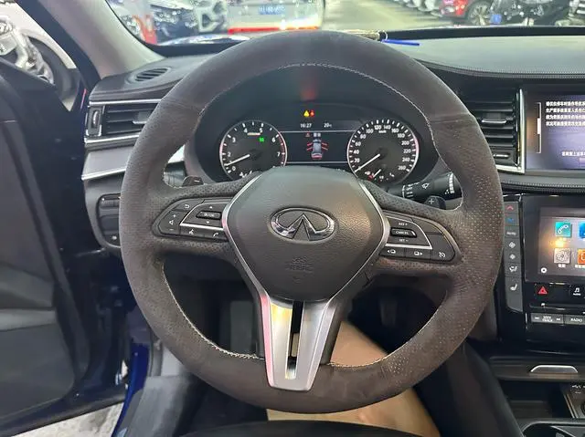 Infiniti Infiniti QX50 2.0T two-wheel drive fashion version