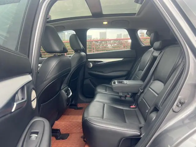 Infiniti Infiniti QX50 2.0T four-wheel drive Elite Edition