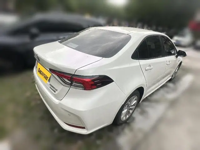 TOYOTA Corolla Dual engine 1.8L E-CVT Elite Edition