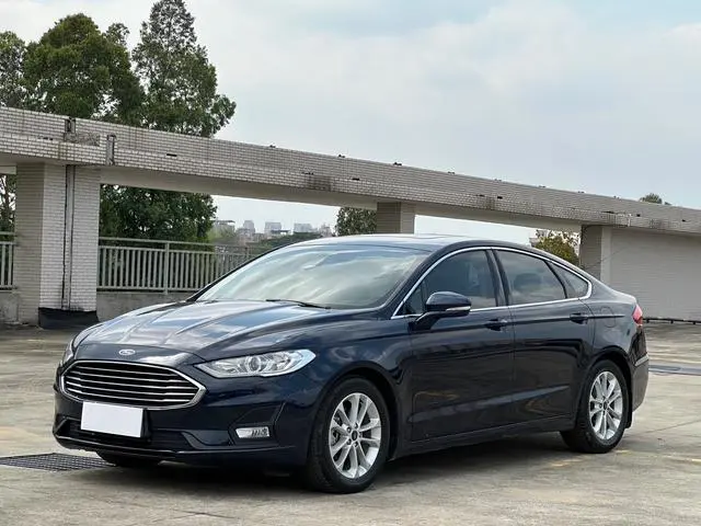 Ford Mondeo EcoBoost 180 fashion type