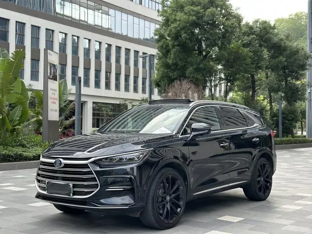 BYD Tang DM DM 2.0T four-wheel drive high-performance version of the Genesis flagship