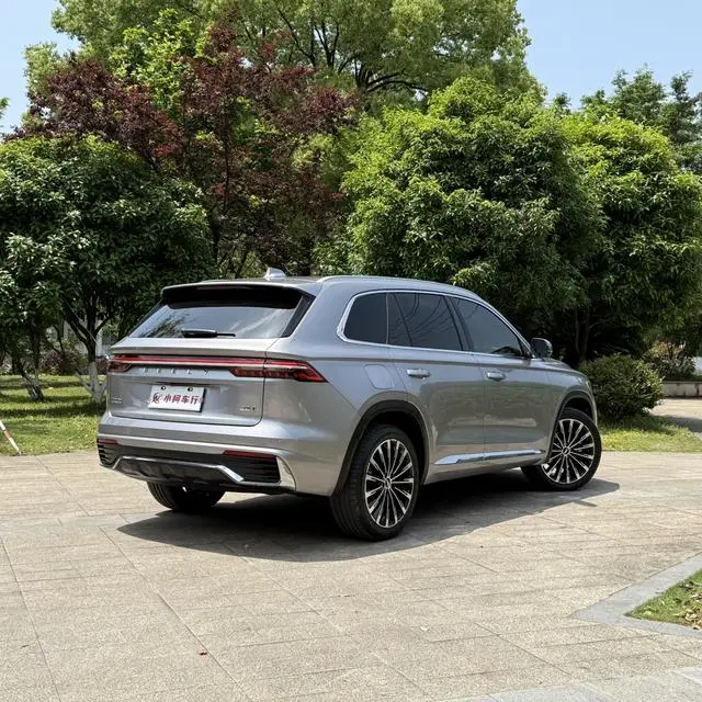 Geely Xingyue L 2.0TD high-power automatic two-wheel drive Dongfang Yao Lanxing version