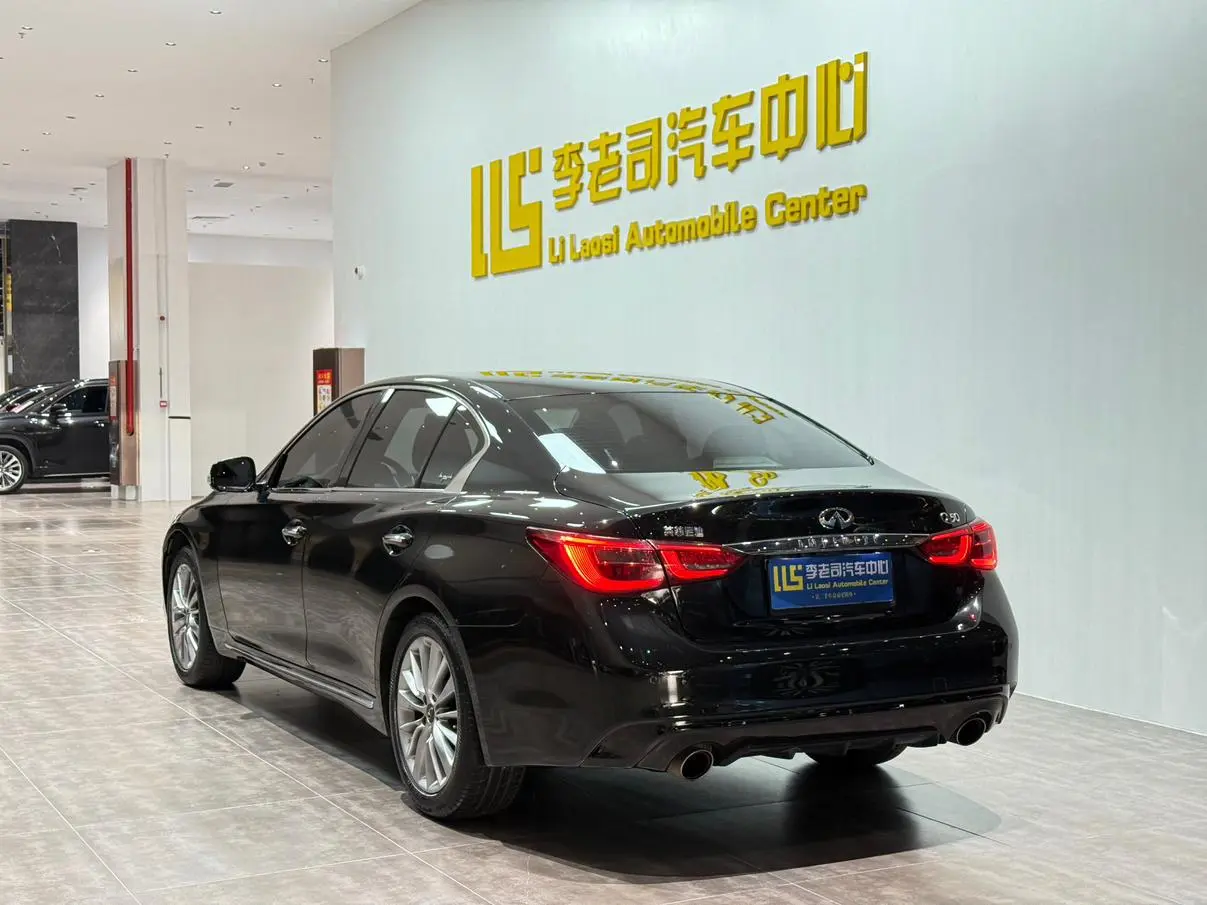 Infiniti Infiniti Q50L 2.0T Premium Version Country VI