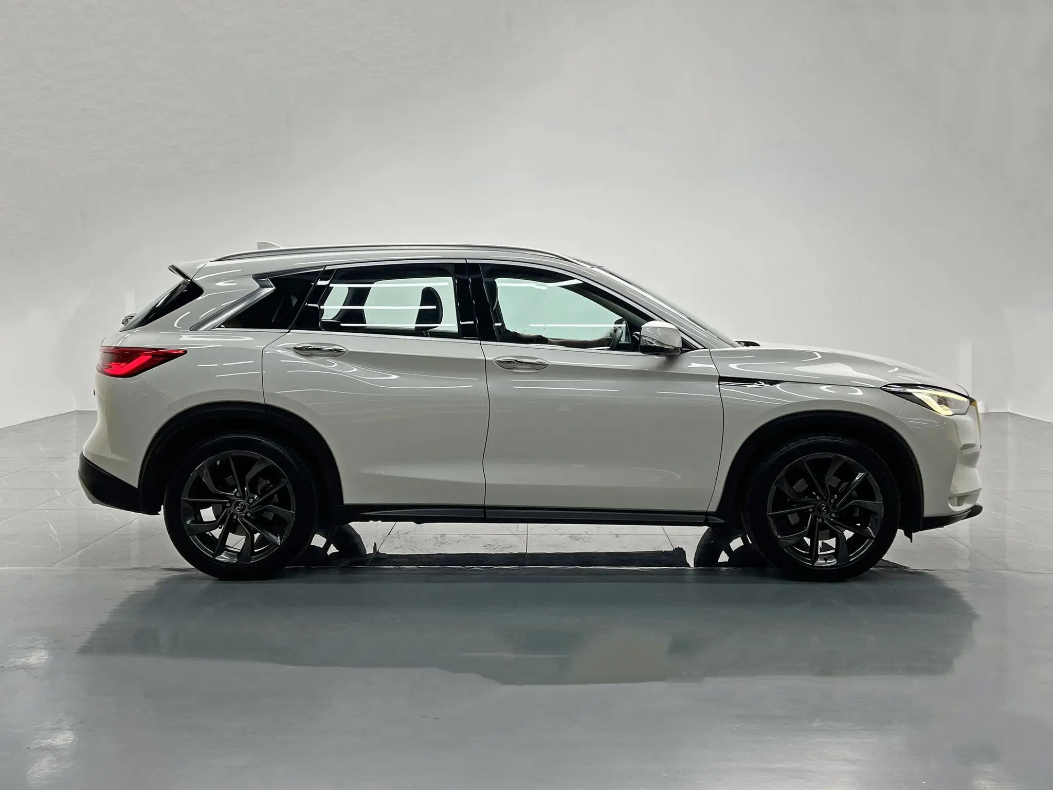 Infiniti Infiniti QX50 2.0T four-wheel drive smart version