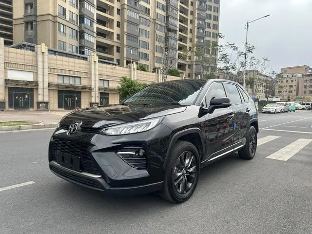 TOYOTA Wilanda 2.0L two-wheel drive luxury PLUS edition