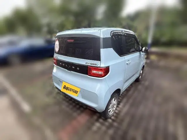 Wuling Wuling Hongguang MINIEV Free lithium iron phosphate