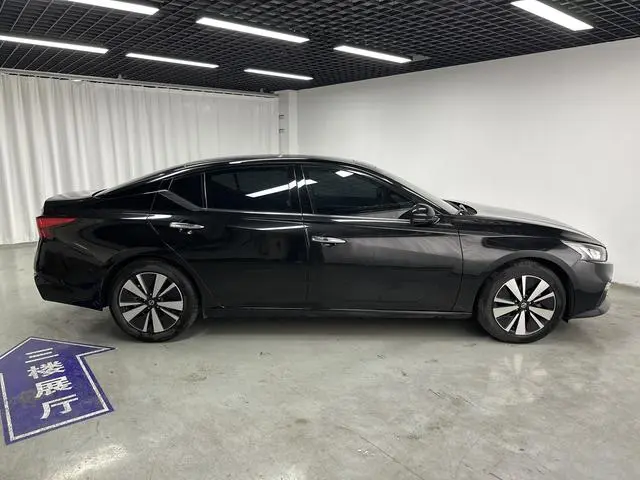 Nissan Teana 2.0 L XL Comfort Edition