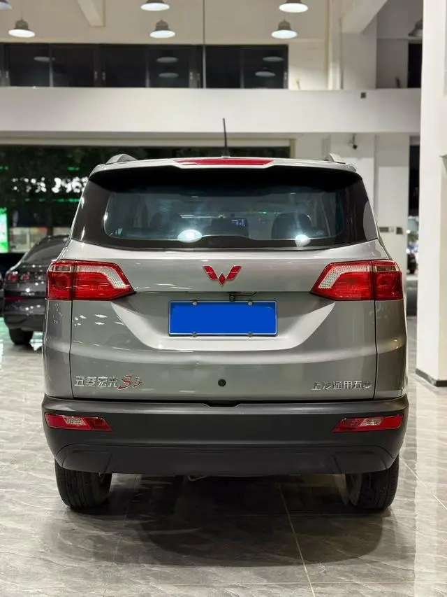 Wuling Wuling Hongguang S3 1.5L manual standard type country VI
