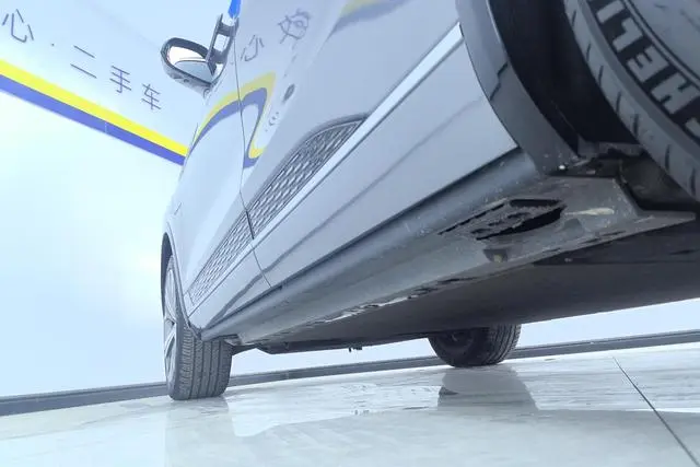 Hongqi Hongqi E-HS9 460km Flag Enjoy edition six seats