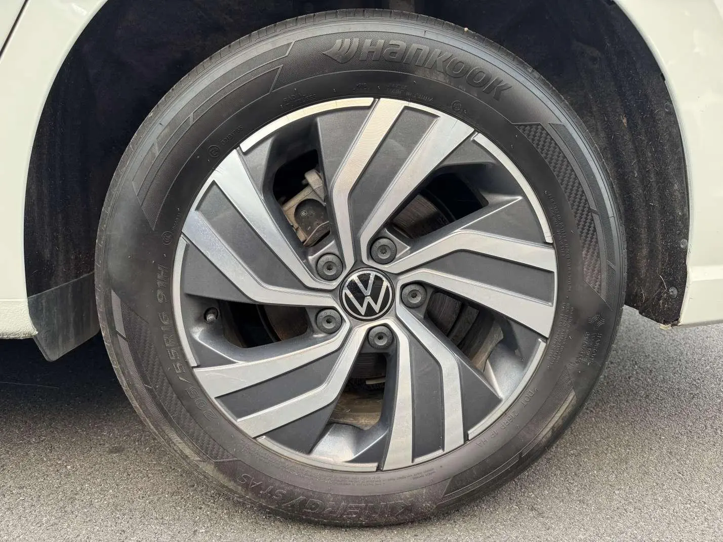 Volkswagen Bora 200TSI DSG Yuexing Navigation Edition