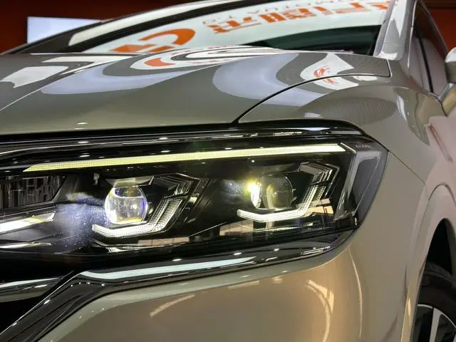 Volkswagen Weiran 380TSI Premium type