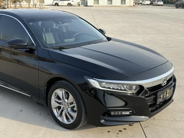 Honda Accord 260TURBO Deluxe Edition Country VI