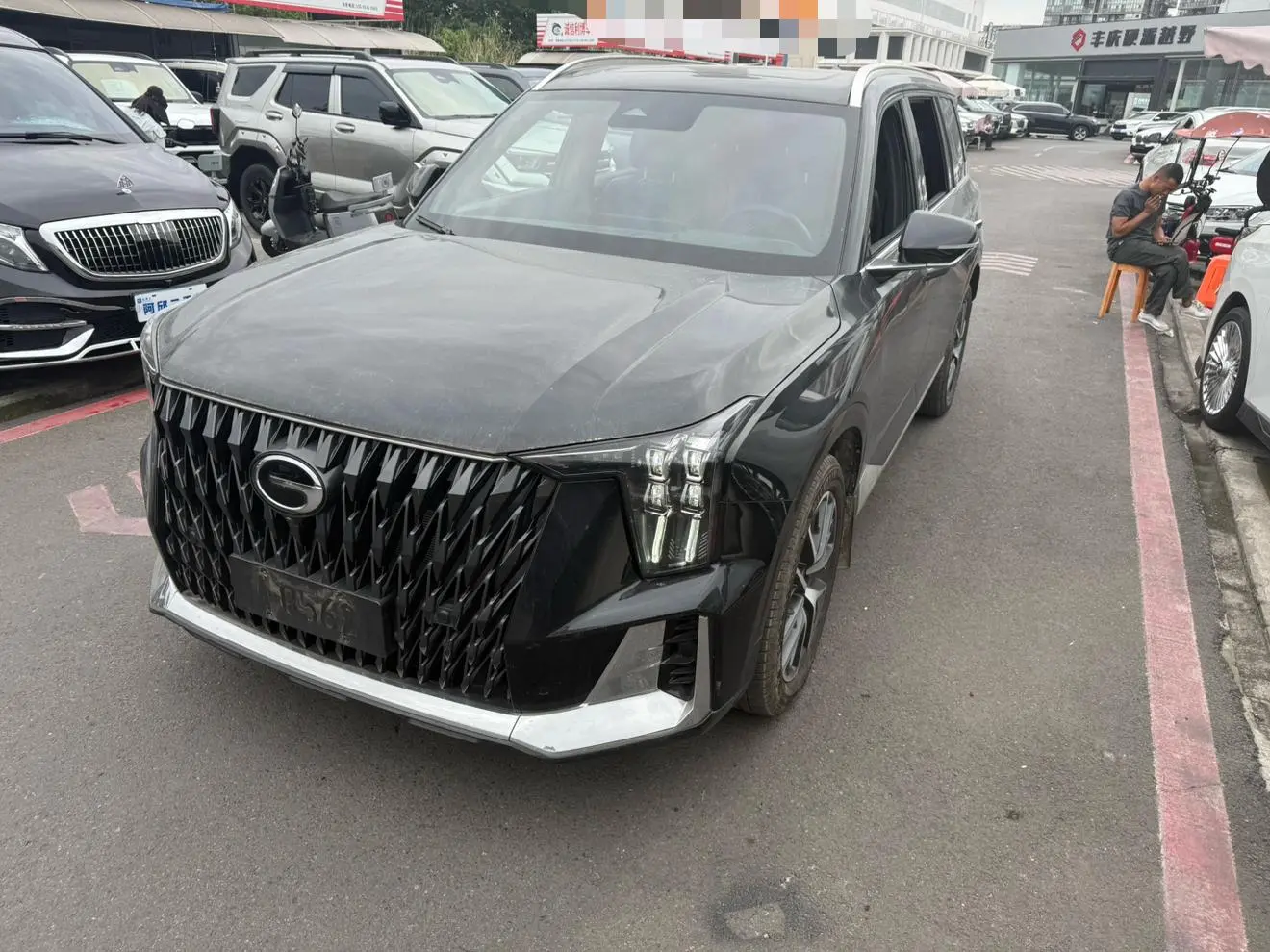 GAC Trumpchi GS8 Dual engine series 2.0TM hybrid four-wheel drive Premium Edition 7-seater