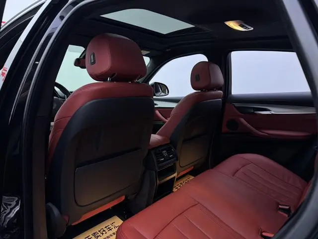 BMW BMW X6 xDrive28i M sports suit