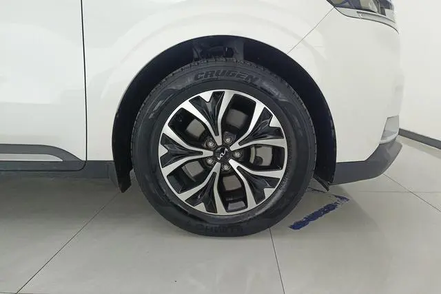Kia Jiahua 2.0T flagship model