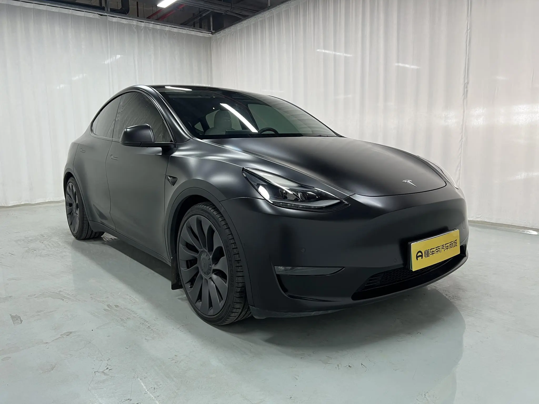 Tesla Model Y Performance high-performance all-wheel drive version