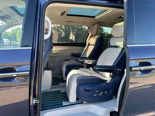 Roewe Roewe iMAX8 400TGI Supreme Series Extreme Edition