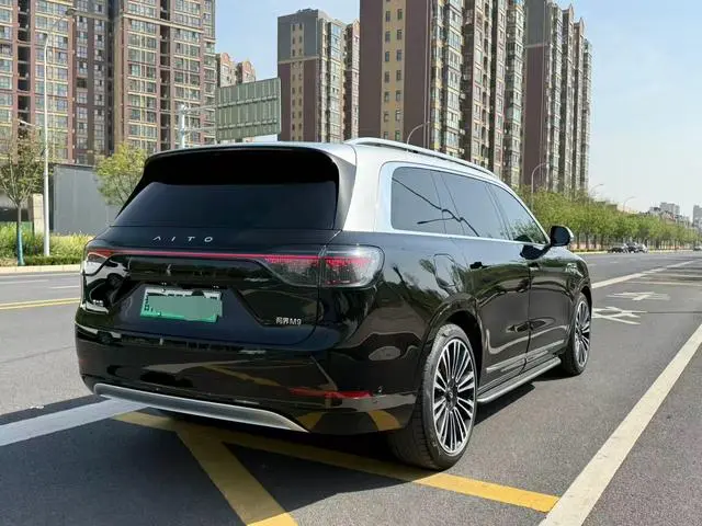 AITO Ask the world M9 Extended range Ultra six-seater version