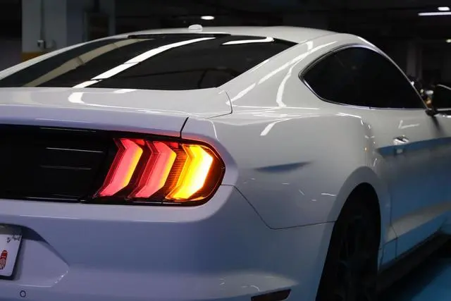 Ford Mustang 2.3T EcoBoost