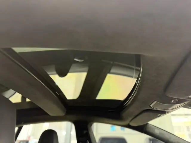 Tesla Model S 75D Standard battery life version