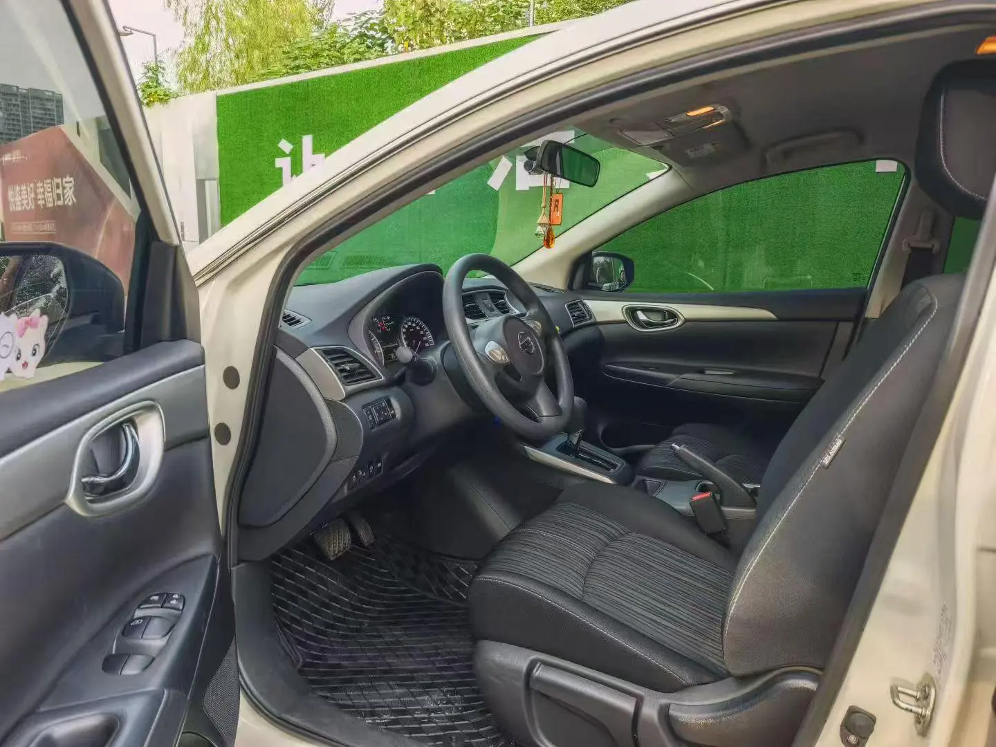 Nissan Xuan Yi Classic 1.6 XE CVT Comfort Edition