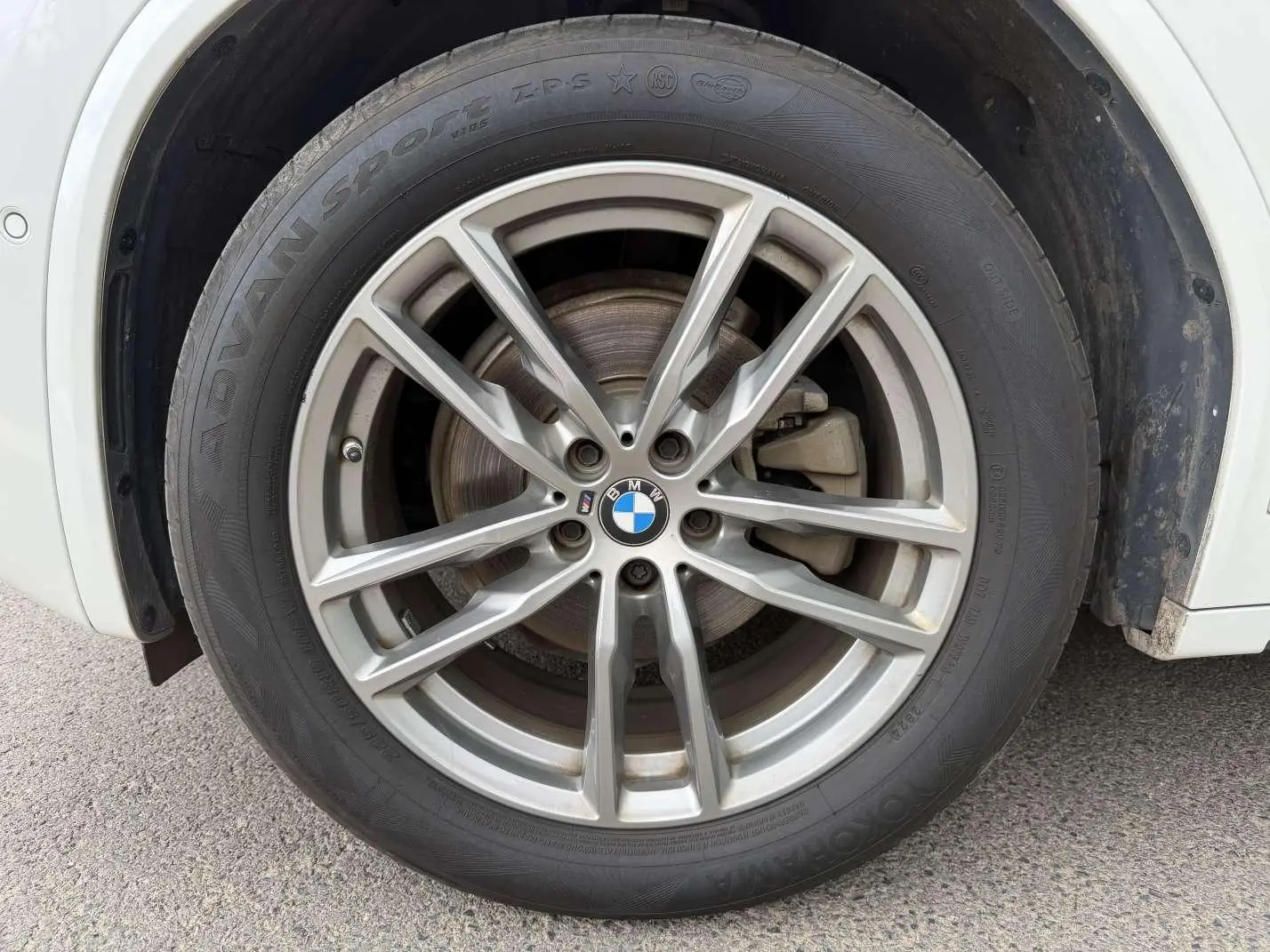 BMW BMW X3 xDrive28i M sports suit