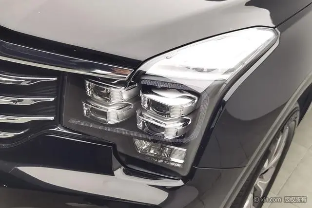 GAC Trumpchi GS8 320T two-wheel drive luxury Zhilian Edition 7 seats