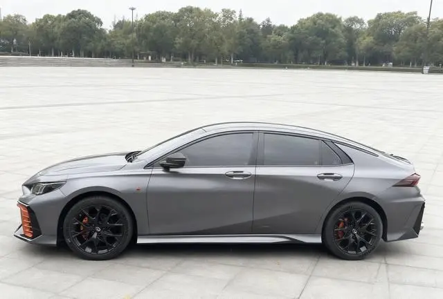 GAC Shadow Leopard 270T J16 R-Style track version