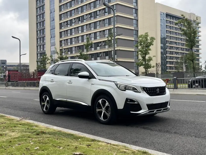 Peugeot Peugeot 4008 350THP Deluxe Edition