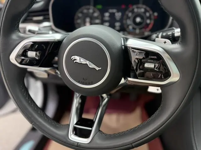 Jaguar Jaguar XFL 2.0T P200 two-wheel drive Elite Deluxe Edition