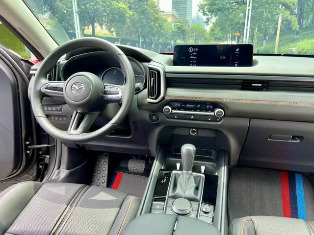 Mazda Mazda CX-50 Xingya 2.5L Automatic Smart Travel Version