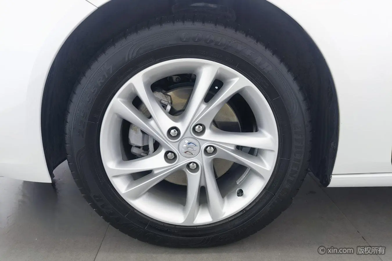 Buick Regal 25T Premium Edition