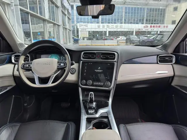 LYNK & CO Lynk 01 2.0T two-wheel drive Pro version
