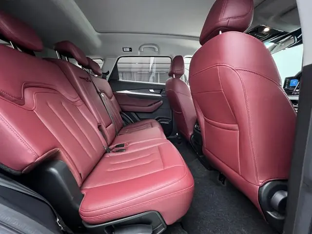 Chery Jetour Jietu X70 1.5T DCT Beyond PRO 7 seats