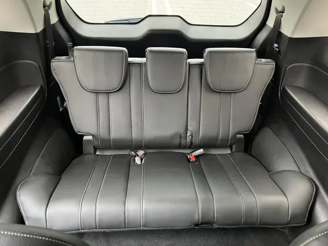 GAC Trumpchi M6 270T Automatic Deluxe Edition 7 seats