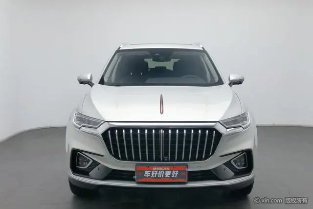Hongqi Hongqi HS5 2.0T Zhilian flag collar four-wheel drive version