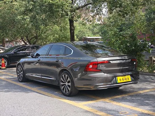 Volvo Volvo S90 PHEV T8 E-drive Hybrid Zhiyi Deluxe Edition