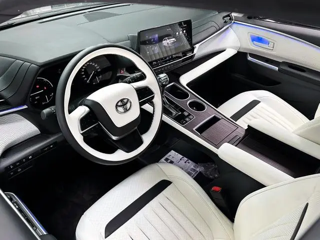 TOYOTA Grevia Smart electric hybrid dual engine 2.5L two-wheel drive comfort version